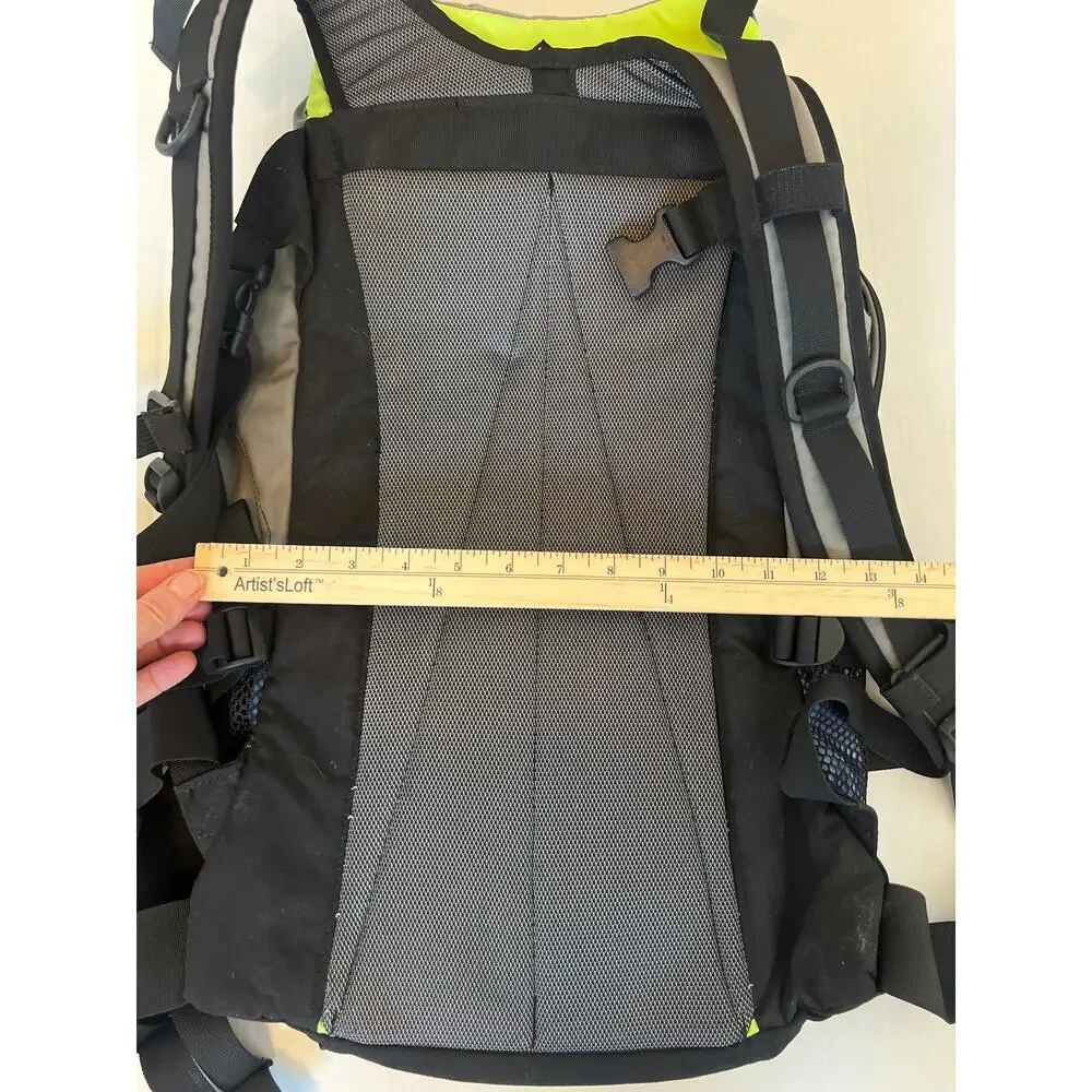 Camelbak Bagger hydration backpack Vintage Blue and Gray